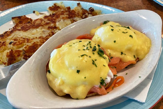 Best Breakfast Restaurants Arlington VA Open Early to Beat the Rush